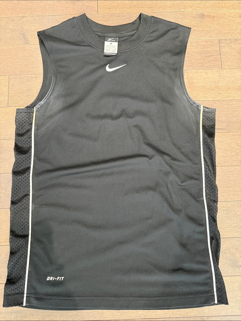 Nike Men’s Black Sleeveless Dri-FIT Training Tank with White Piping